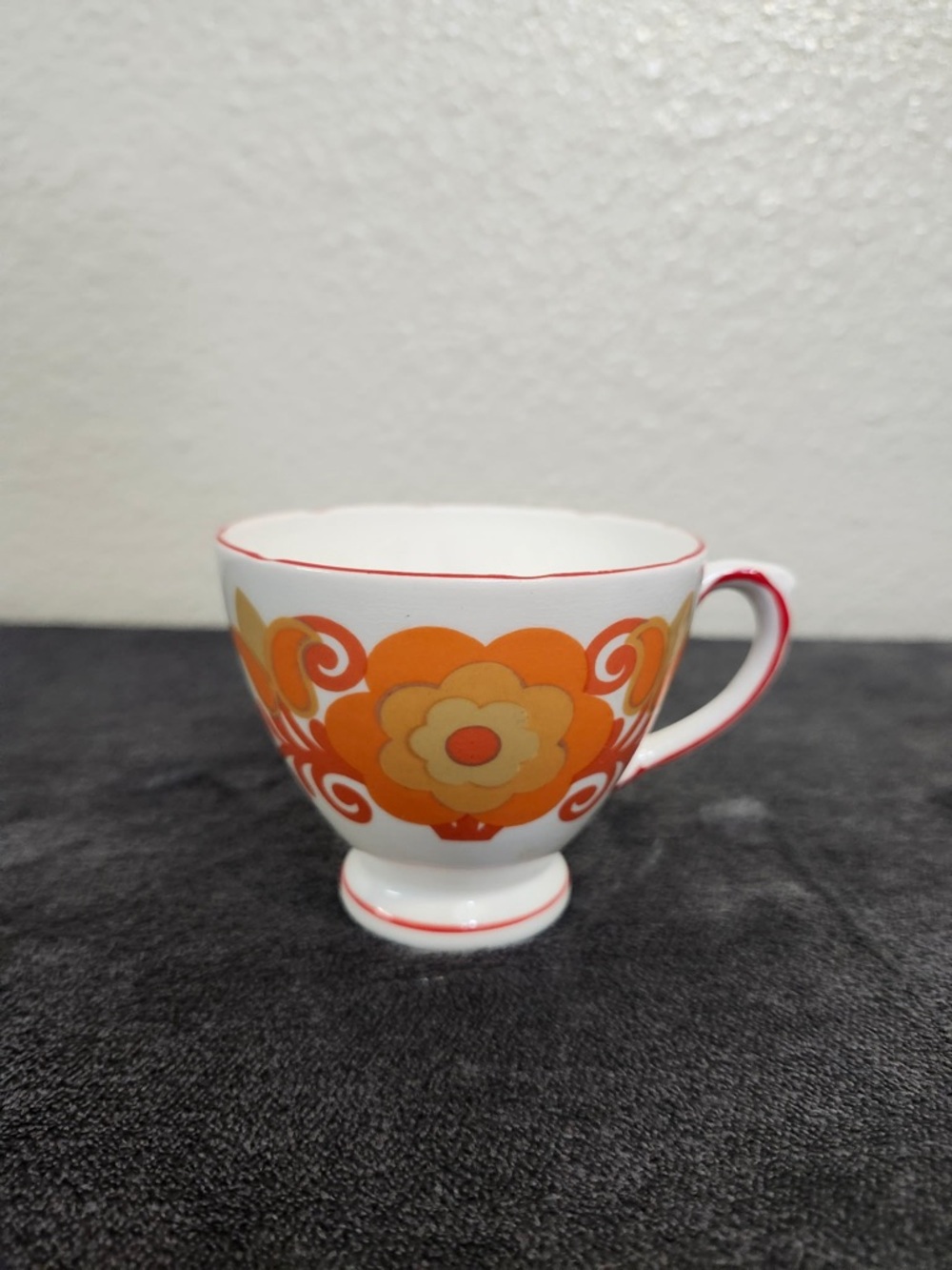 Fine Bone China Tea Cup